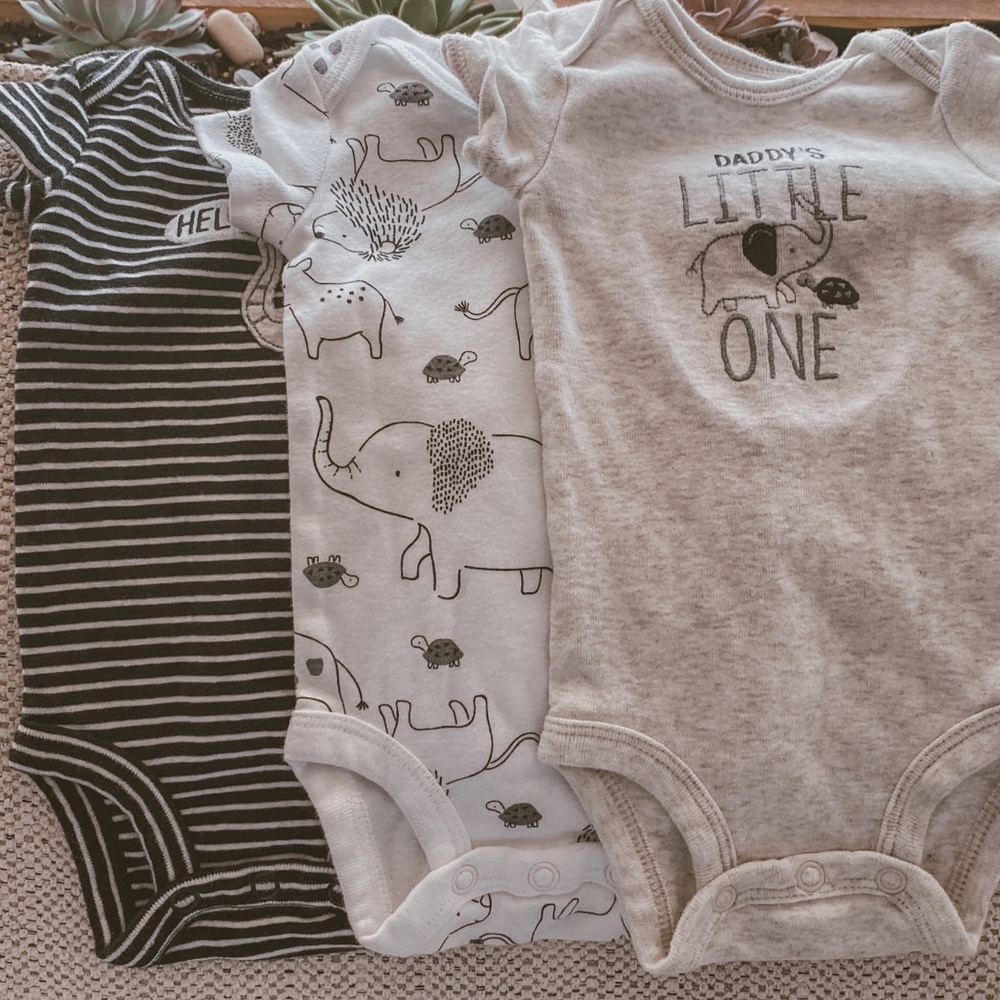 Unisex Newborn Onesie Trio